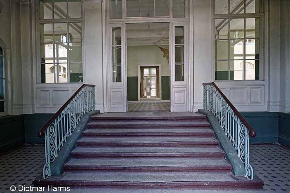 NIKON D810 - 24.0-70.0 mm f/2.8